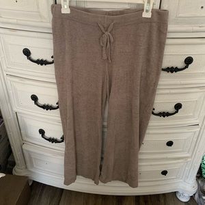 Barefoot dreams cozy chic size small wide leg Capri~